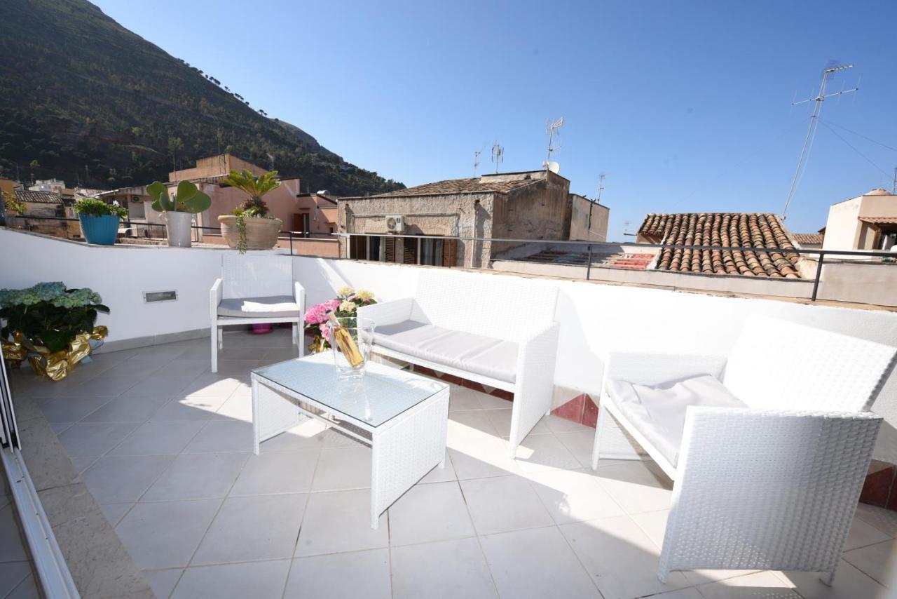 Palazzo Taormina Apartment Castellammare del Golfo Exterior photo